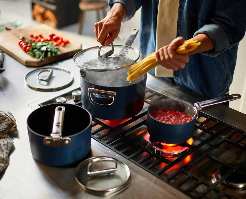 Space Folding Handle Ceramic Non-stick 2.9 Qt. Blue Saucepan & Lid - Kitchen Equipped