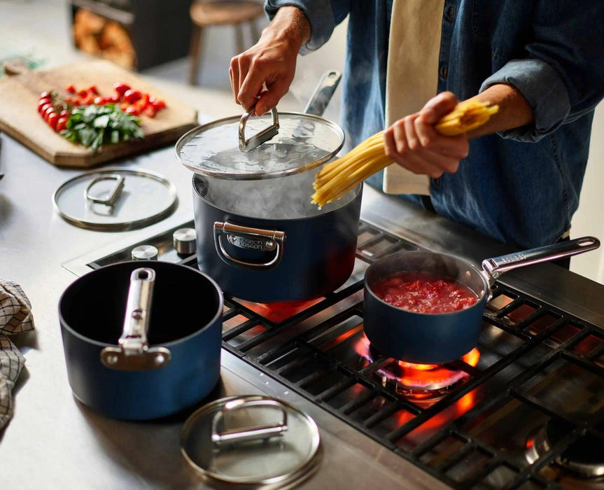 Space Folding Handle Ceramic Non-stick 6-piece Blue Saucepan Set - Kitchen Equipped