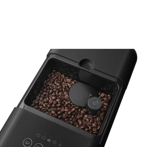 Smeg BCC02 Fully Automatic Espresso Machine with Milk Steam Wand