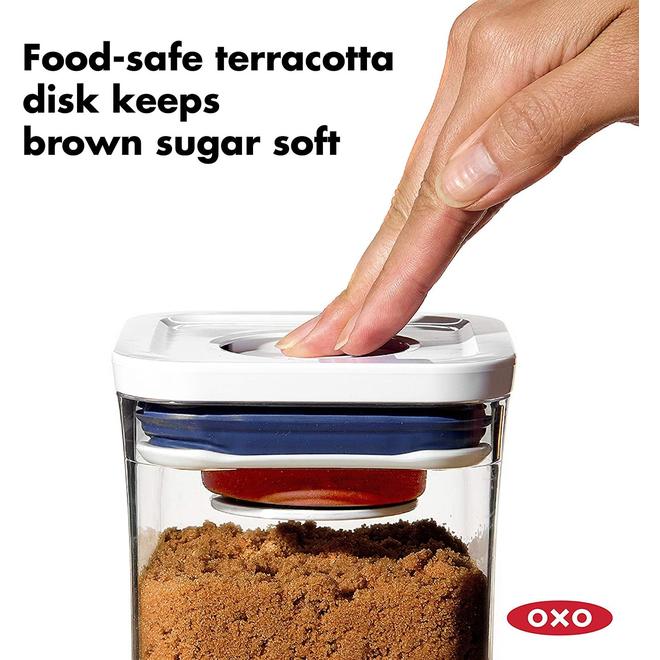 OXO POP 2.0 Brown Sugar Keeper 11235700G