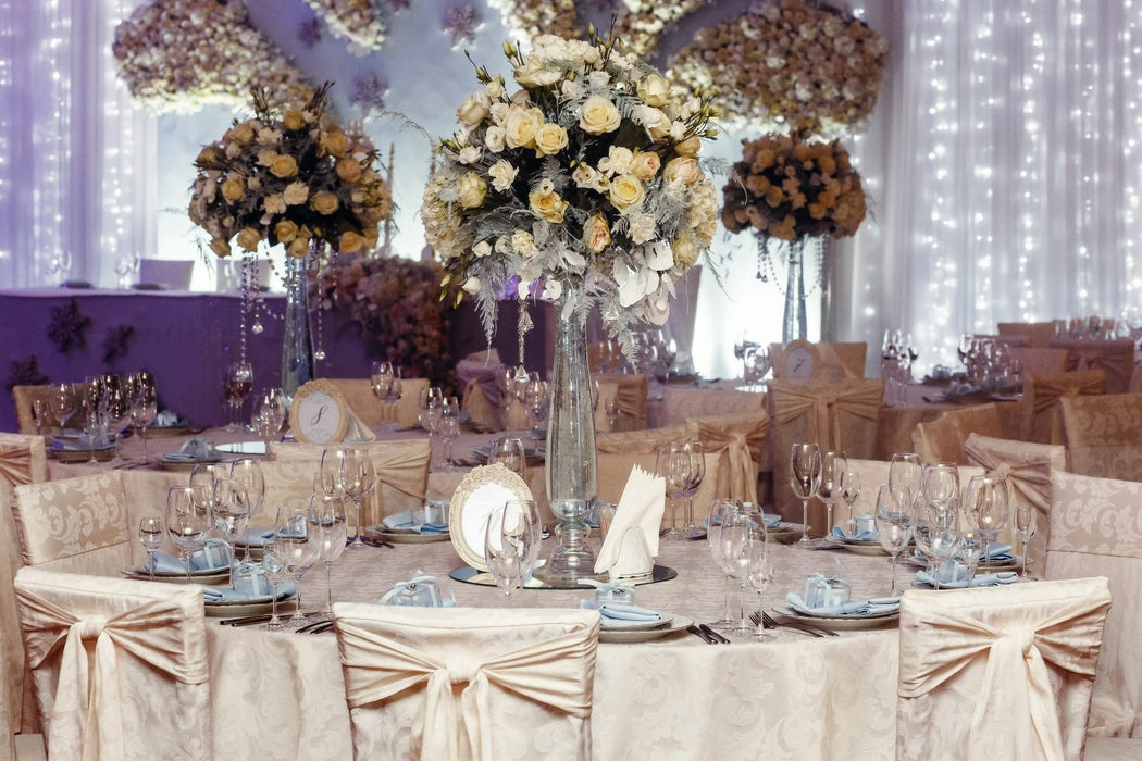 60” Round Wood Folding Banquet Table (BTW-60-WN)