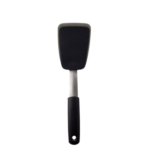 OXO Silicone Flex Turner | Kitchen Equipped