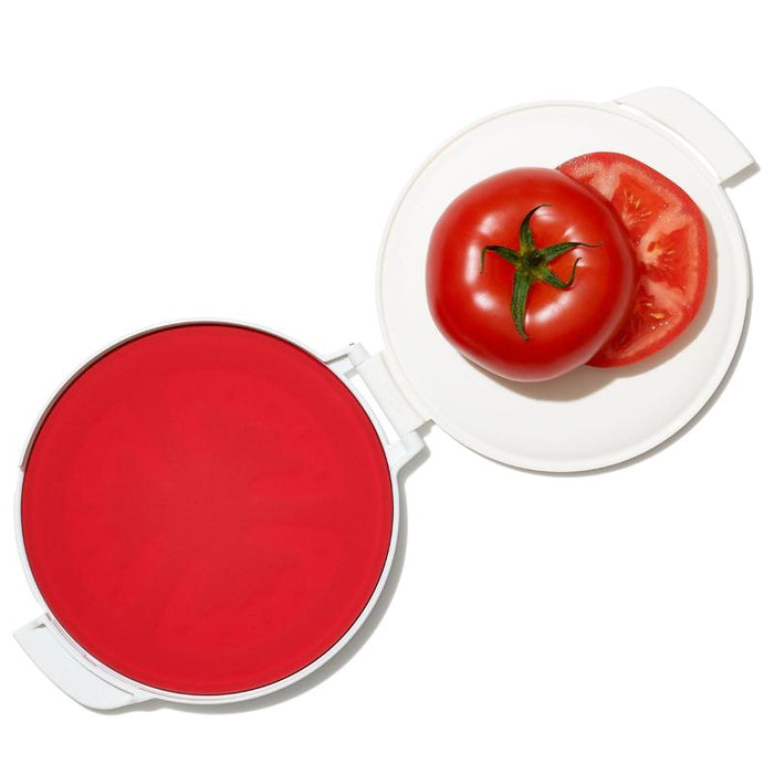 OXO Cut & Keep Tomato Saver | Kitchen Equipped