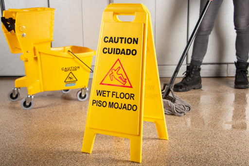 Carlisle | 25" Wet Floor Sign (English/Spanish) - 36900 | Kitchen Equipped